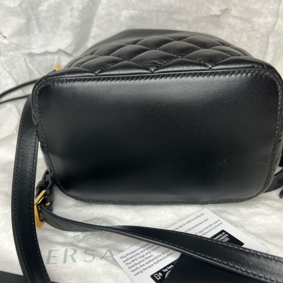 NWT Versace Lambskin bucket bag - Picture 6 of 10
